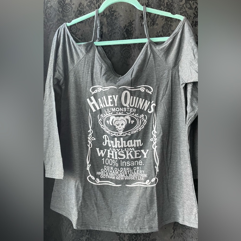 MISSLOOK SHORT SLEEVE GRAY HARLY QUINN TSHIRT exposed shoulder